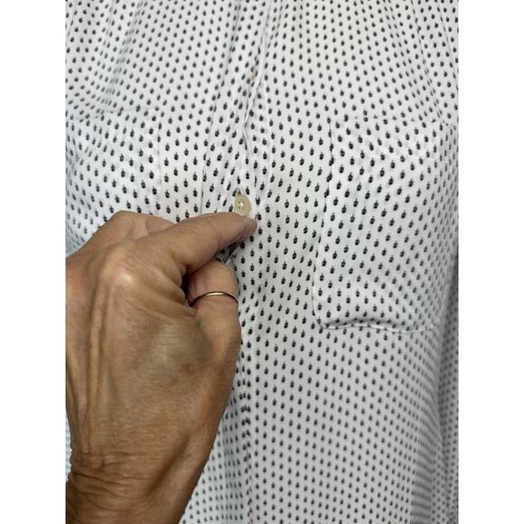 Ann Taylor LOFT White W/ Black Print No Show Buttons Blouse Top Sz S Classic EUC - Picture 3 of 16